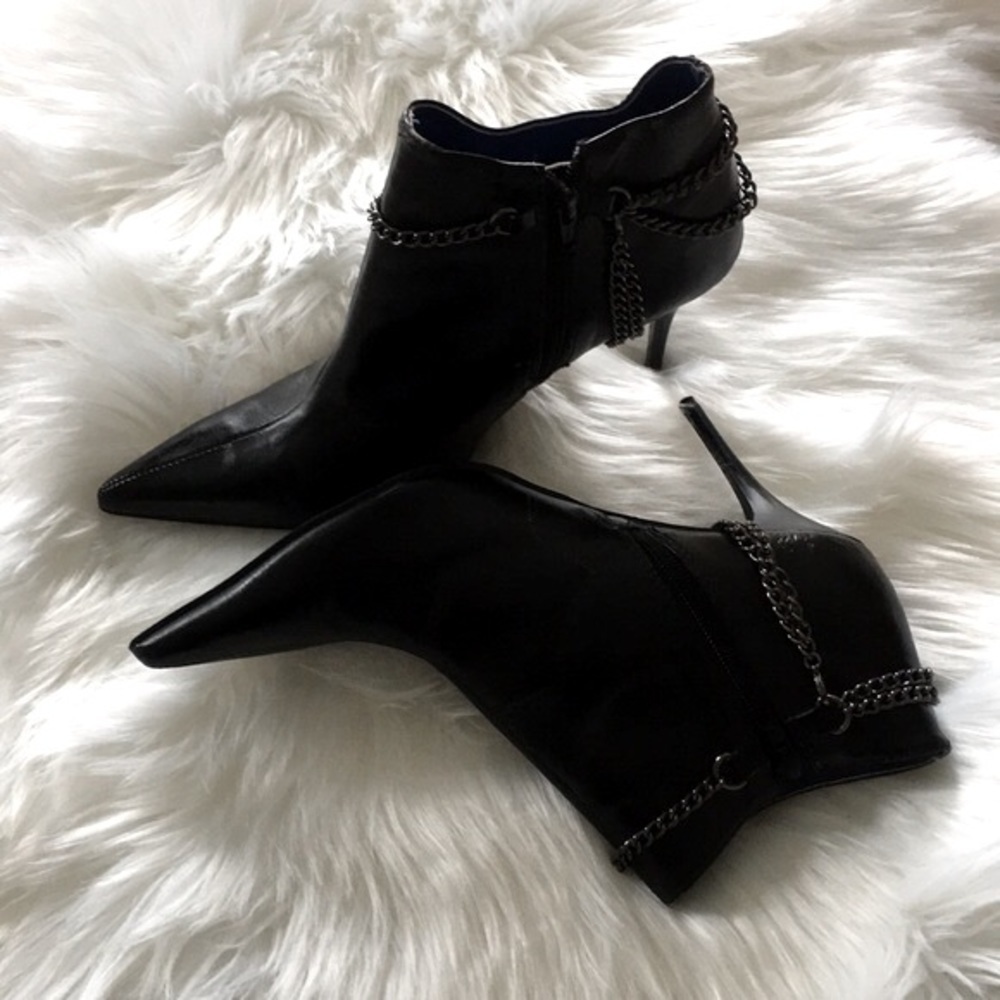 Michael Antonio Pointy Stilettos Chain Ankle Boots. P/A1033/6
